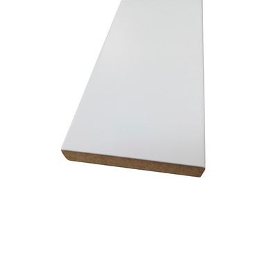 Bricomart MOLDURA JAMBA LACADA BLANCA 2250 X 90 X 10 MM