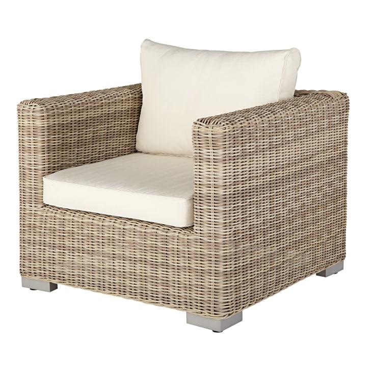 Maisons du Monde Sardaigne - Sillón de jardín de resina trenzada en beige y cojines reciclados crudo Envío gratis