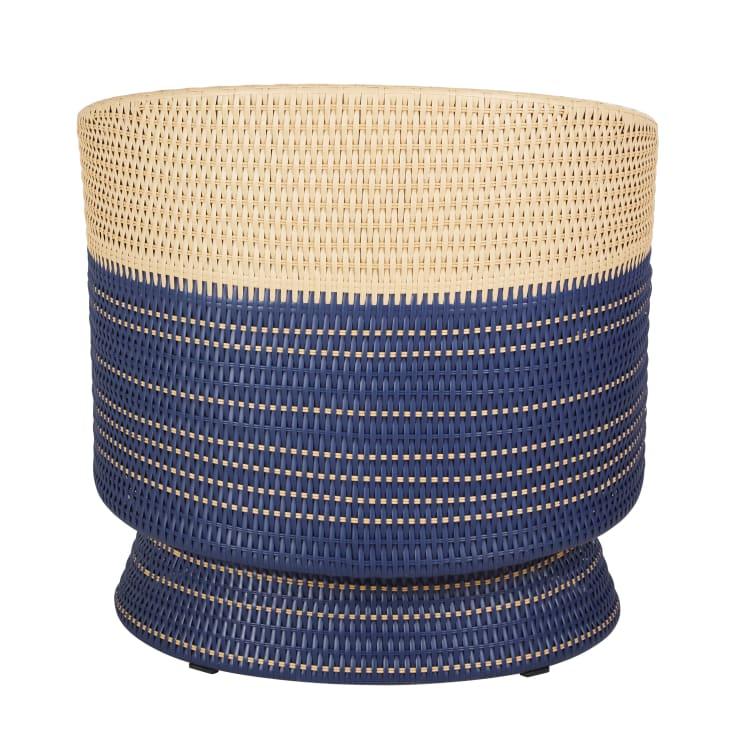 Maisons du Monde Valencia - Sillón giratorio de jardín de resina azul y beige con cojines beige Oferta especial