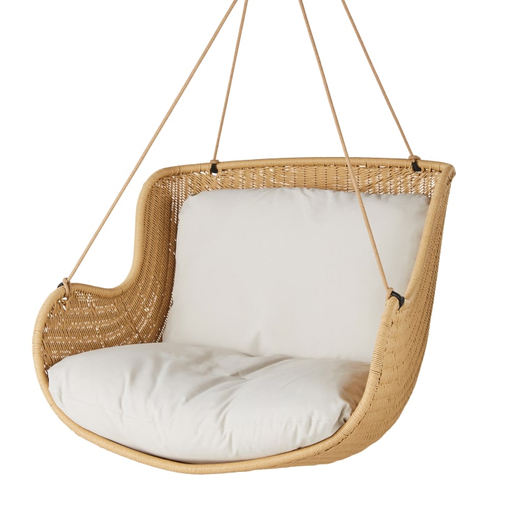 Maisons du Monde Malva - Sillón colgante de exterior de resina y cojín blanco Venta caliente