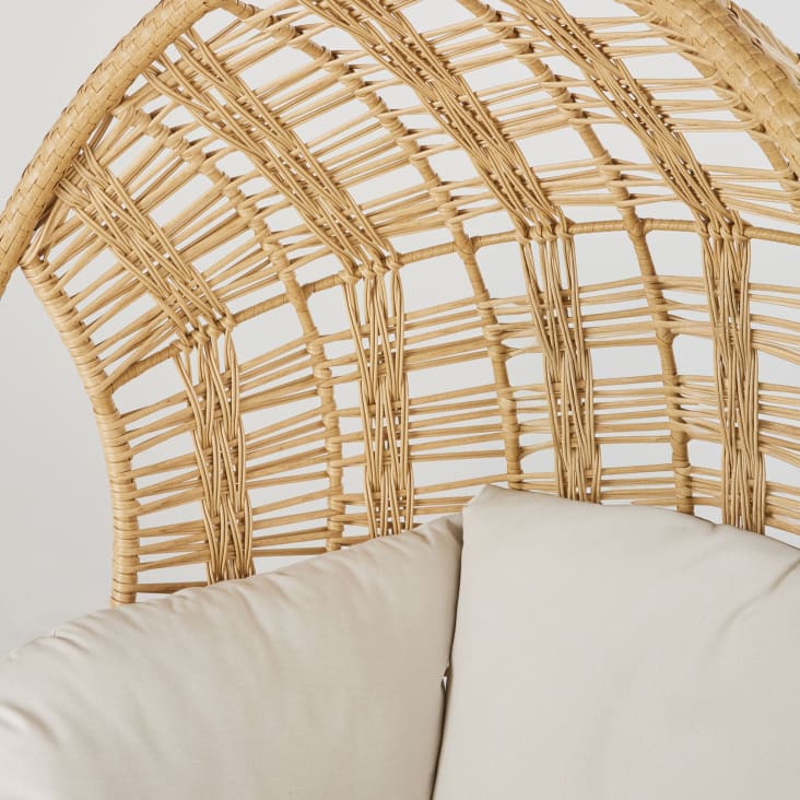 Maisons du Monde Parma - Sillón colgante de exterior de resina y cojín color crudo En oferta