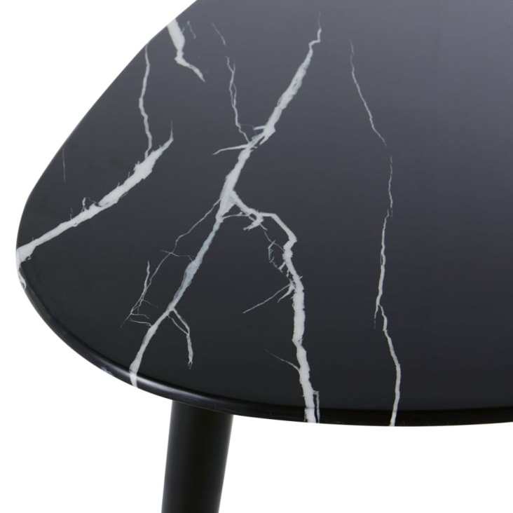 Maisons du Monde Phea - Mesa baja ovalada de cristal con efecto mármol negro y metal color latón y negro Envío internacional gratuito
